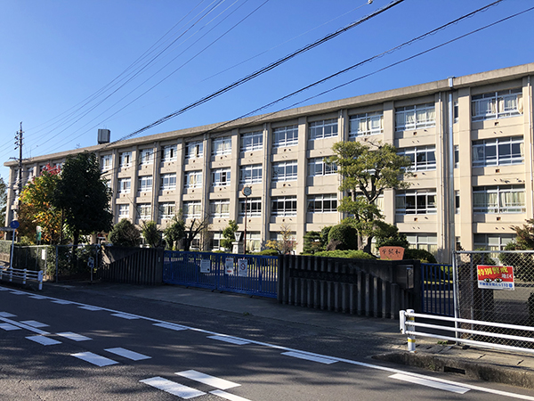 末野原中学校 画像